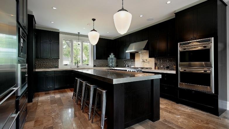 12 Colour Schemes for Kitchens with Dark Cabinets in Surrey