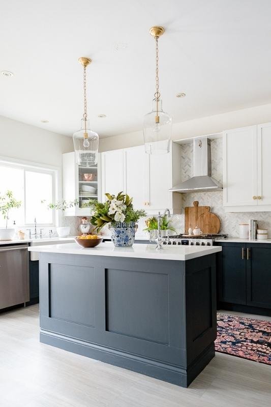 Dark Kitchen Cabinetry, Black & Navy Kitchens