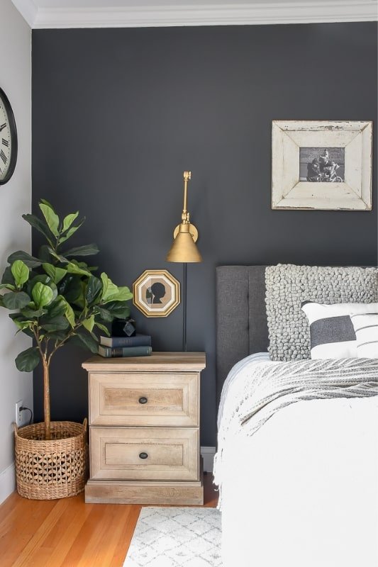 Pale Grey and Slate Colour for Bedroom Wall